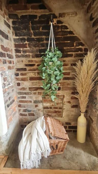Wish End Cottage Ratton Extérieur photo